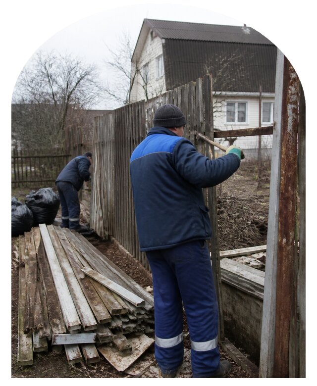 Демонтаж забора в Ростове-на-Доне по цене от 4693 р. | Метпроект-Рст